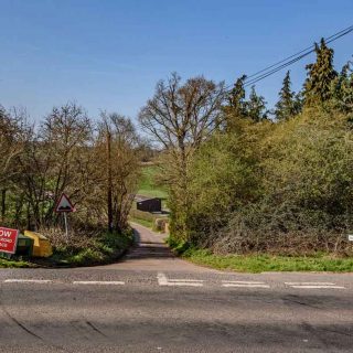 (02_01) Bottom House Farm Lane looking west – Apr. 2019 (04b_185)