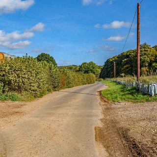 (07_36) Bottom House Farm Lane looking east - Oct. 2022 (04b_87)
