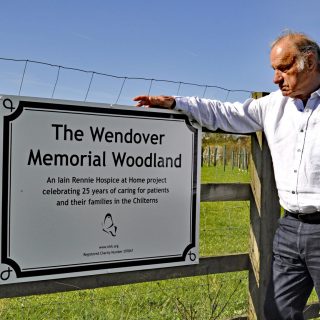 (09) Wendover Memorial Woodland - Apr. 2011 (23_09)