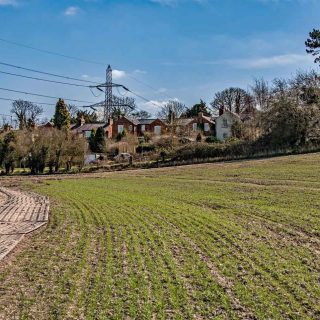 (11) PRoW Wen 6/3 looking south towards Ellesborough Road - Apr. 2016 (26_09)