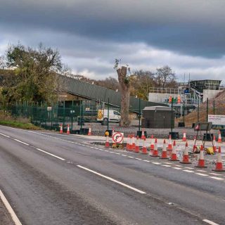 (125) Conveyor system crossing the A413 - Dec. 2022 (20_191)