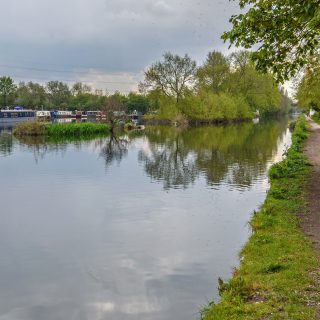 (141) 21_05 (01) Looking west past Harefield Marina - May 2021 (01_166)