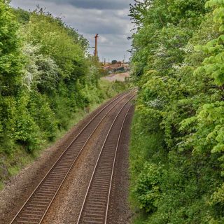 (143) Chiltern Railway looking south from Hale Bridge - May 2023 (20_206)