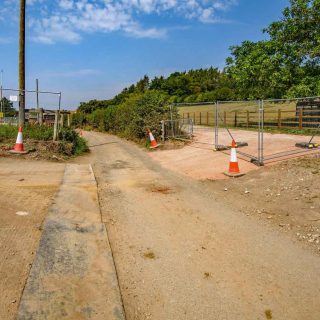 (157) Bottom House Farm Lane and temp. access road looking west - Aug. 2020 (04_148)