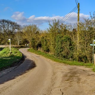 (172) South Bucks Way crossing Bottom House Farm Lane looking east - Mar. 2019 (04a_188)