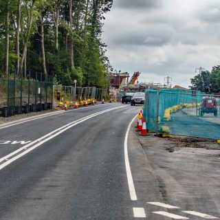 (177) A413 looking south towards the viaduct assembly on the Small Dean south embankment - Aug. 2024 (20_237)