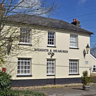 (18) The Weights & Measures Gym (formerly the Black Horse) on Frith Hill - Sep. 2021 (08_14)