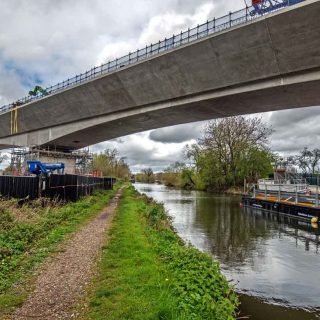 (359) Looking east along the Grand Union Canal towpath - Apr. 2024 (01_358)