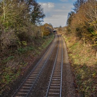 (41) Chiltern Railway looking north towards Hale bridge - Nov. 2020 (20_25)