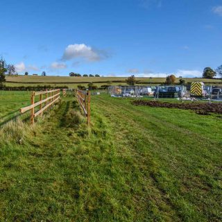 (49) Chiltern Way looking east - Oct. 2020 (18_53)