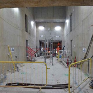 (540) Looking across the base of the shaft towards the 'down' tunnel - Apr. 2024 (04_584)