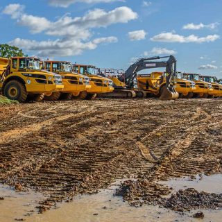 (65) 40 ton articulated dump trucks (ADTs) Oct. 2021 (14_89)