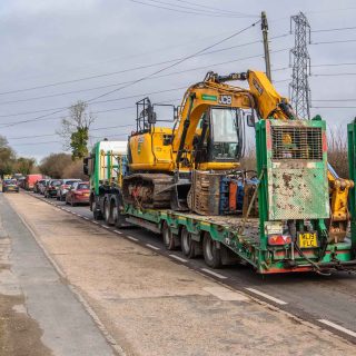 (94) HS2 vehicle joining queue on the A413 - Feb. 2022 (20_147)