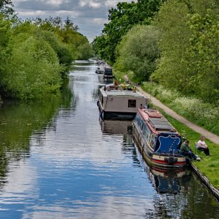 (97) Grand Union Canal looking west from Moorhall Road - May 2020 (01_113)